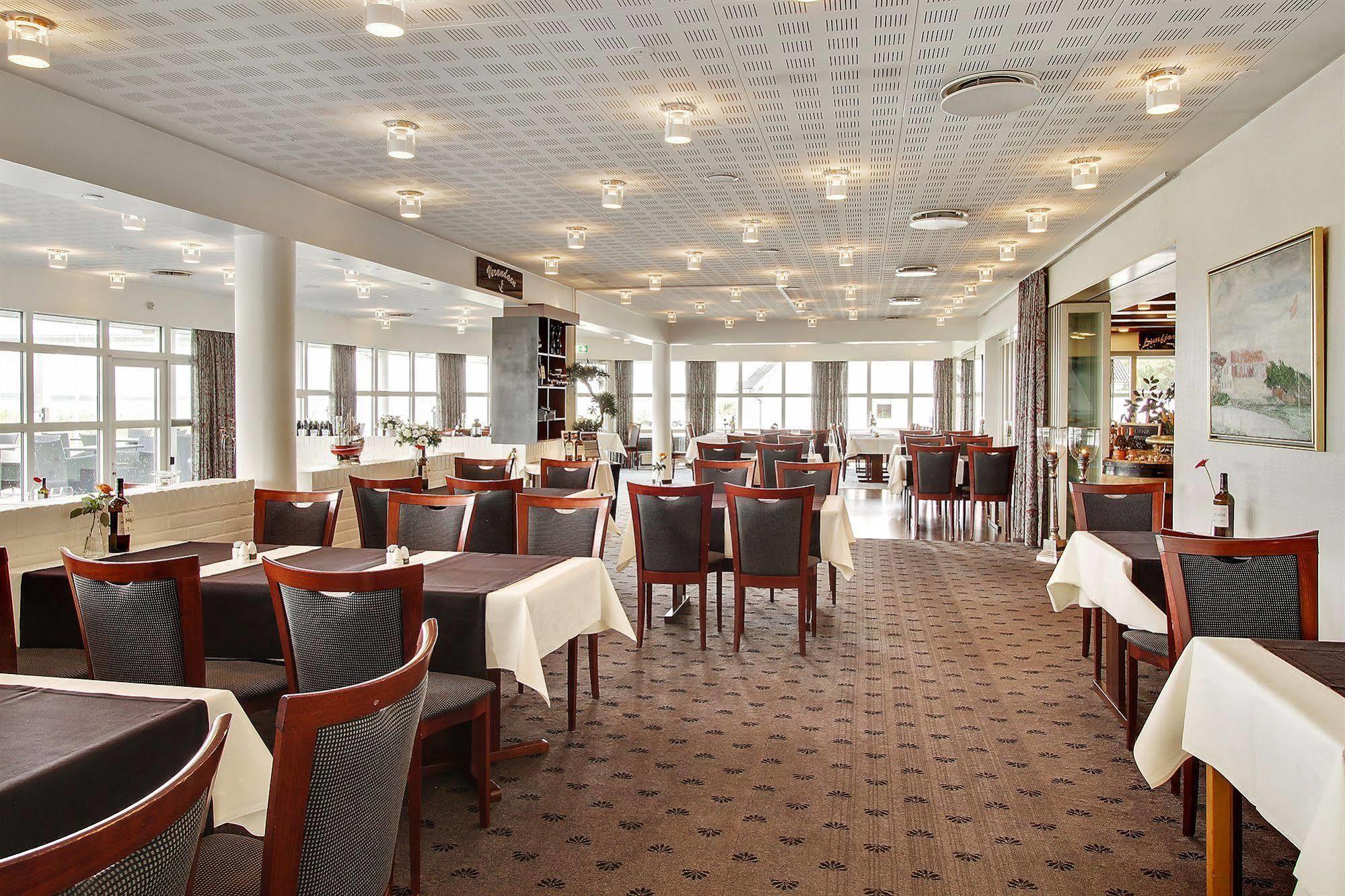 Hotel Pinenhus Glyngore Экстерьер фото